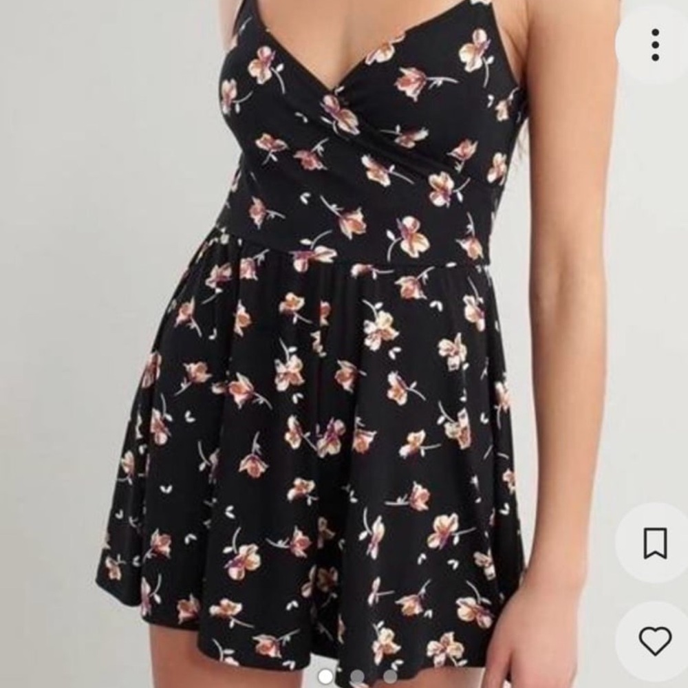 Garage Flowy Floral Romper